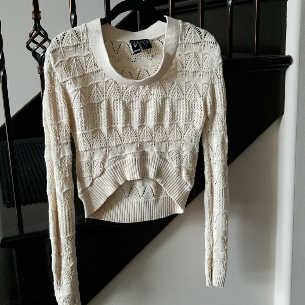 Cropped sweater